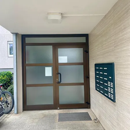 Bellevue Fn, Mit See- Und Bergsicht *